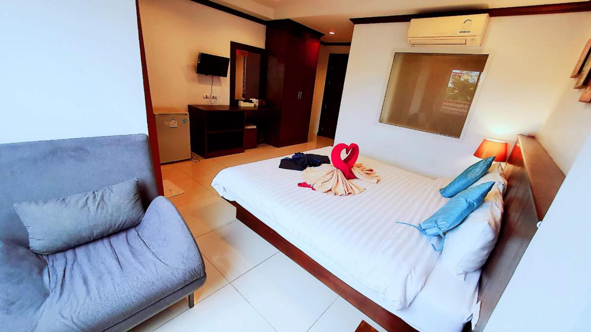 水果天堂旅馆 Hotel Patong Exterior foto